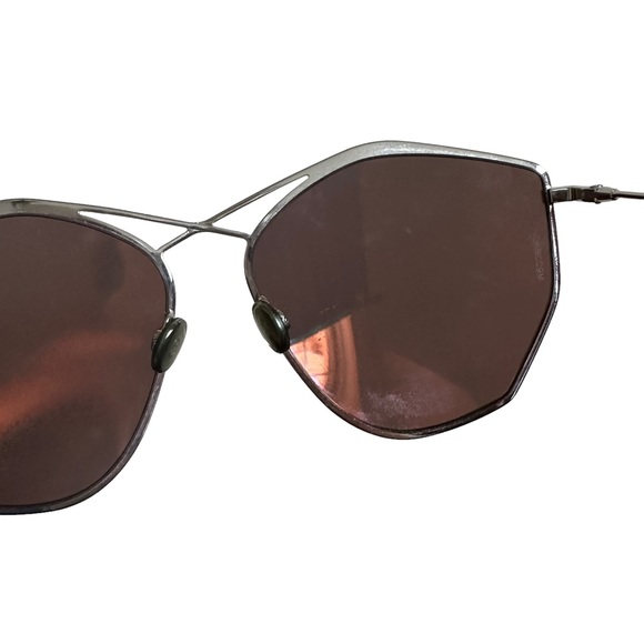 DIOR SILVER GEOMETRIC STELLAIRE SUNGLASSES WITH CASE - Picture 3 of 3